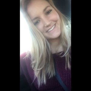 Meet your Posher, Elaina